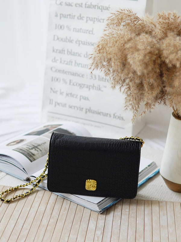 Korean Vintage Chain Bag - LovelyMadness Clothing Malaysia