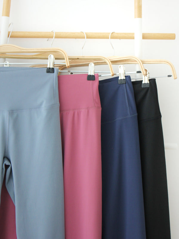 PENNY YOGA CROP LEGGINGS - LovelyMadness Clothing Malaysia