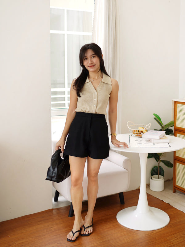 Emily Collar Knit Top