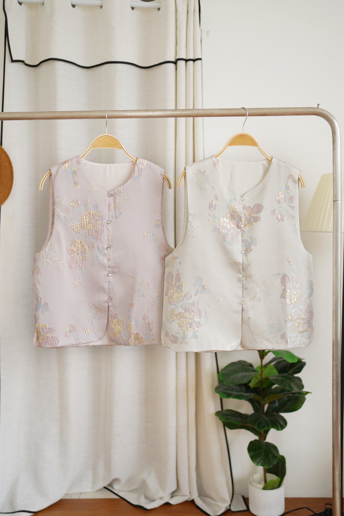 YUE Oriental Vest (With inner tank)
