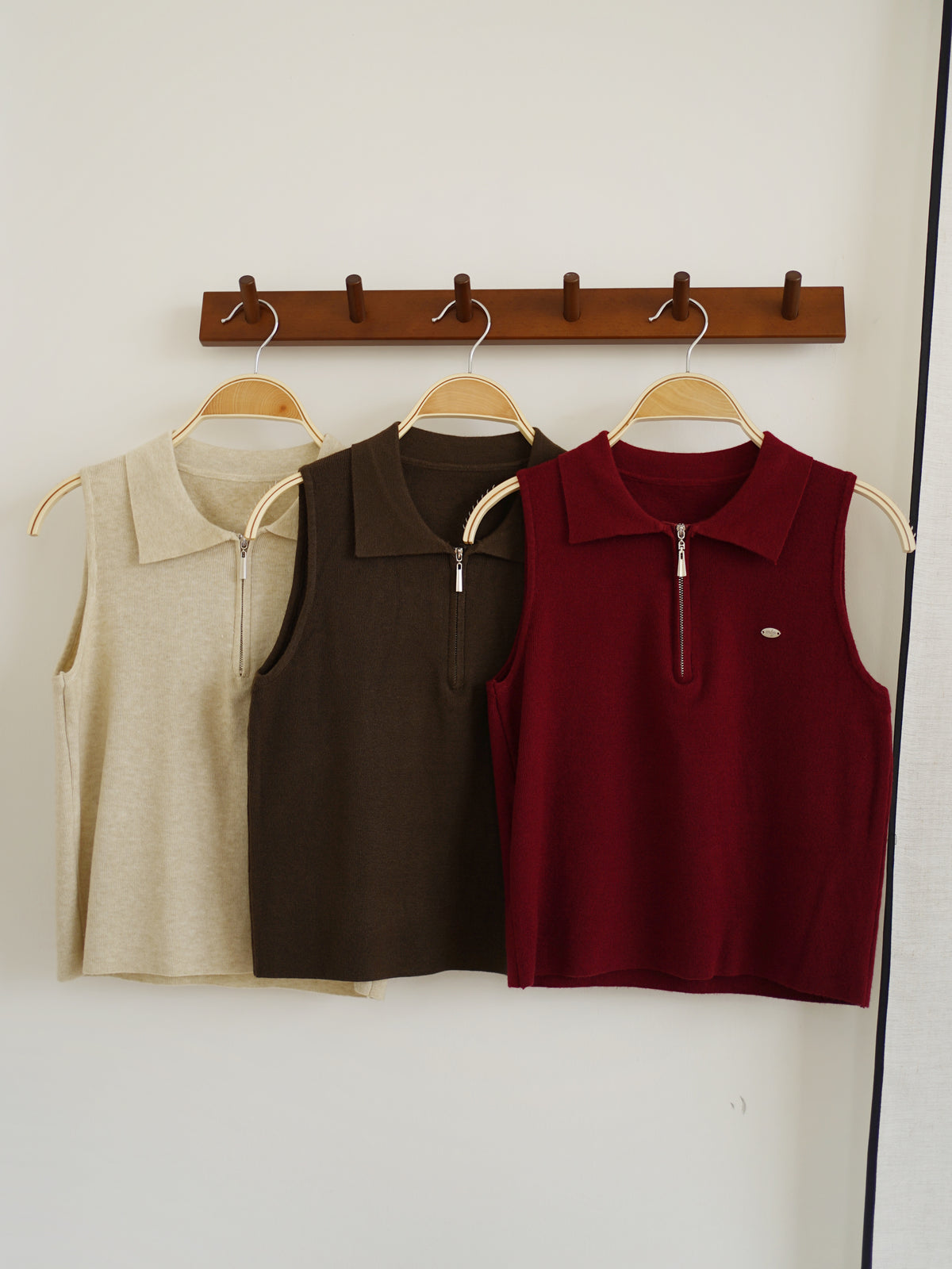 Venice Collar Zipper Top