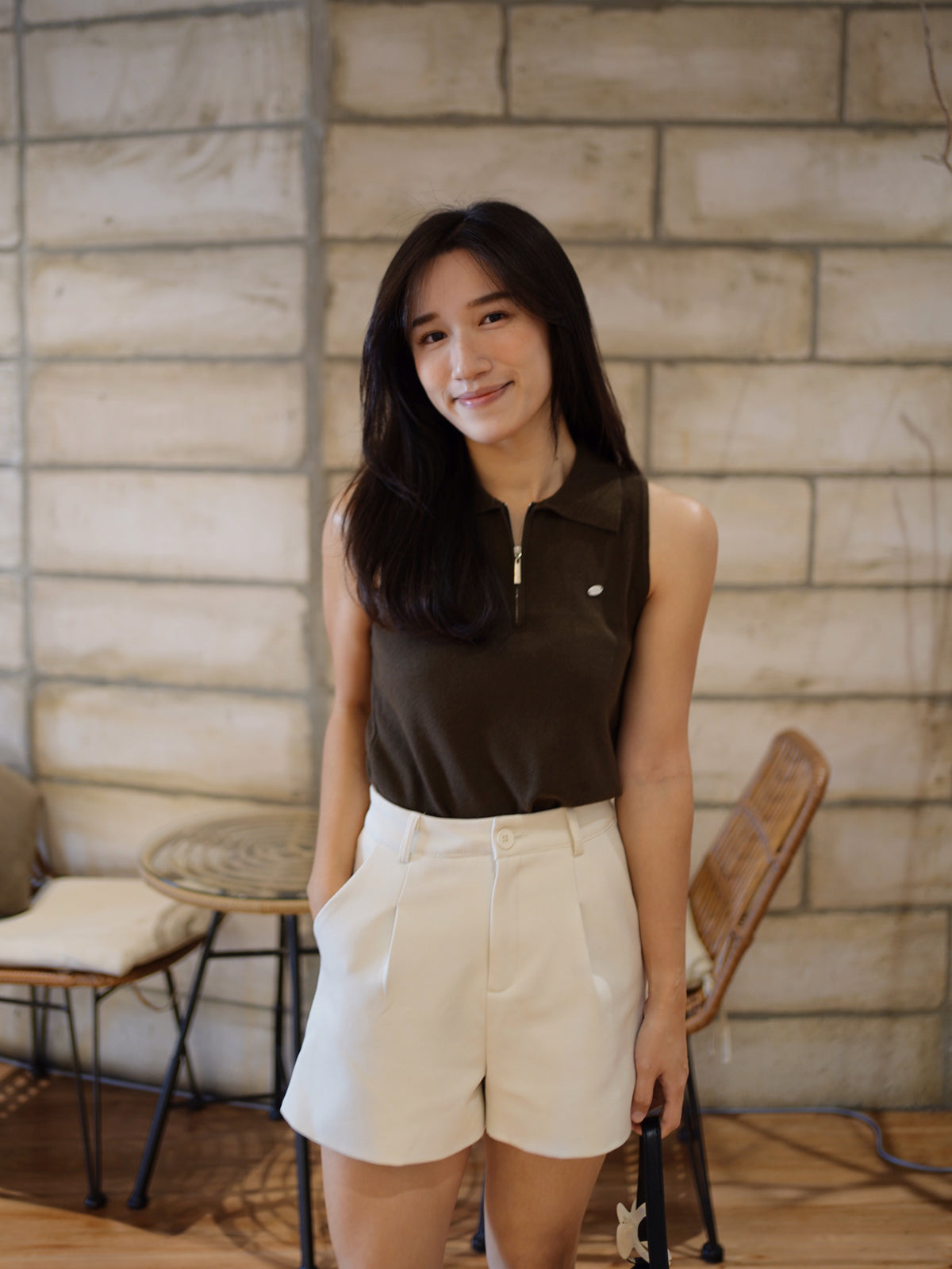 Venice Collar Zipper Top