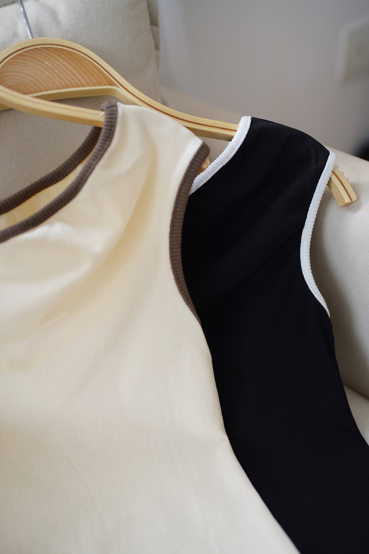 Peggy Contrast Top