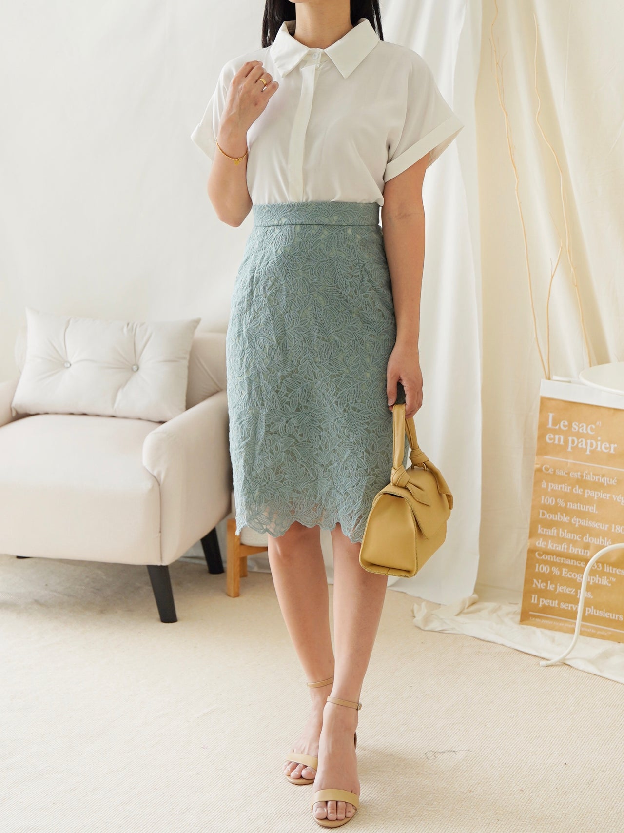 JAPAN OFUON LACE SKIRT