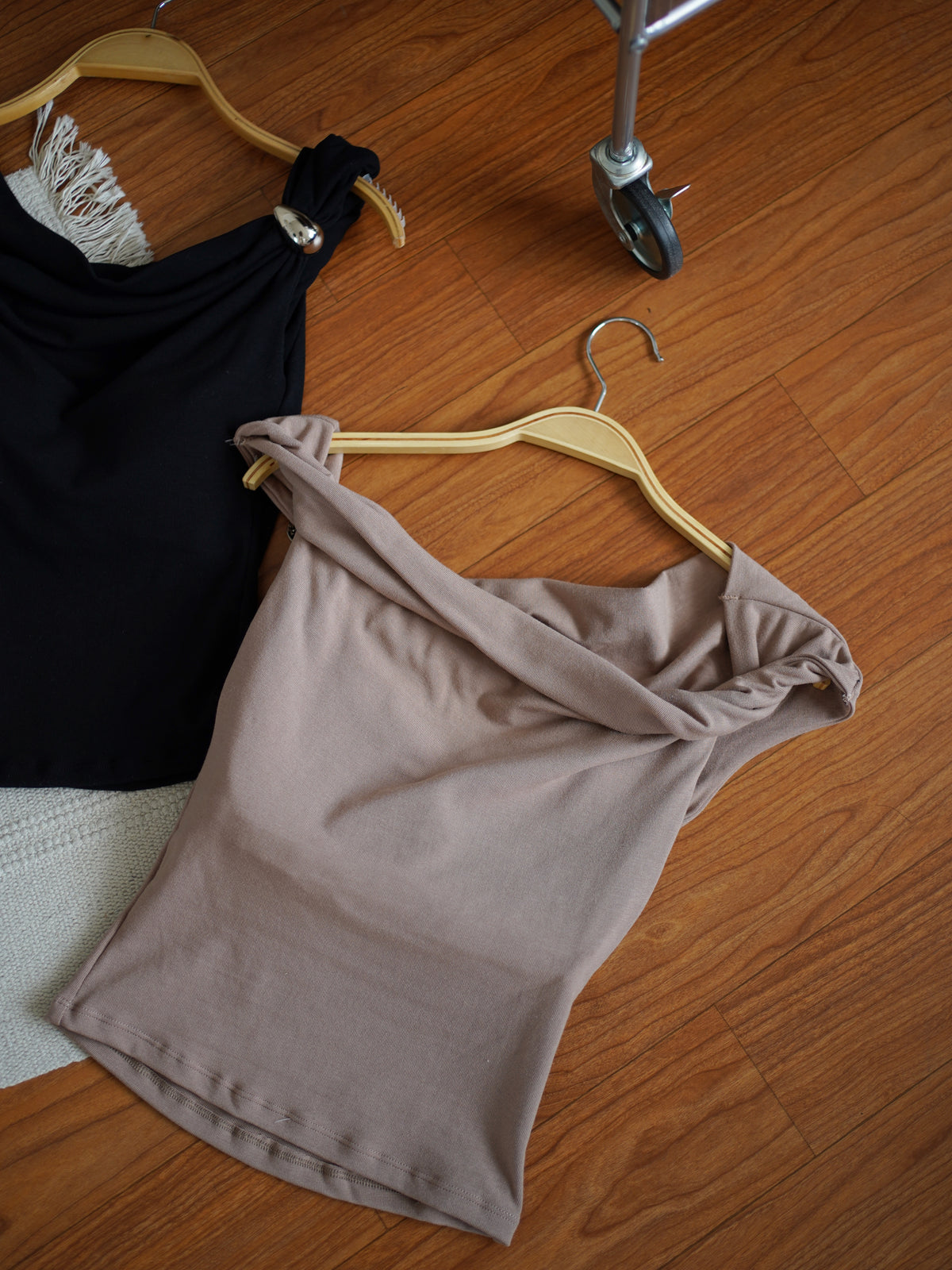 Belle Twisted Padded Top - LovelyMadness Clothing Malaysia