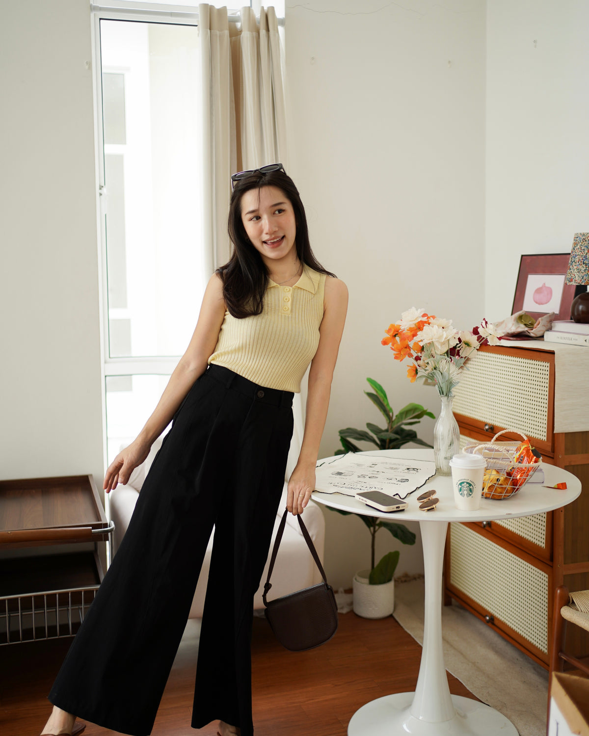 Rea Collar Button Top