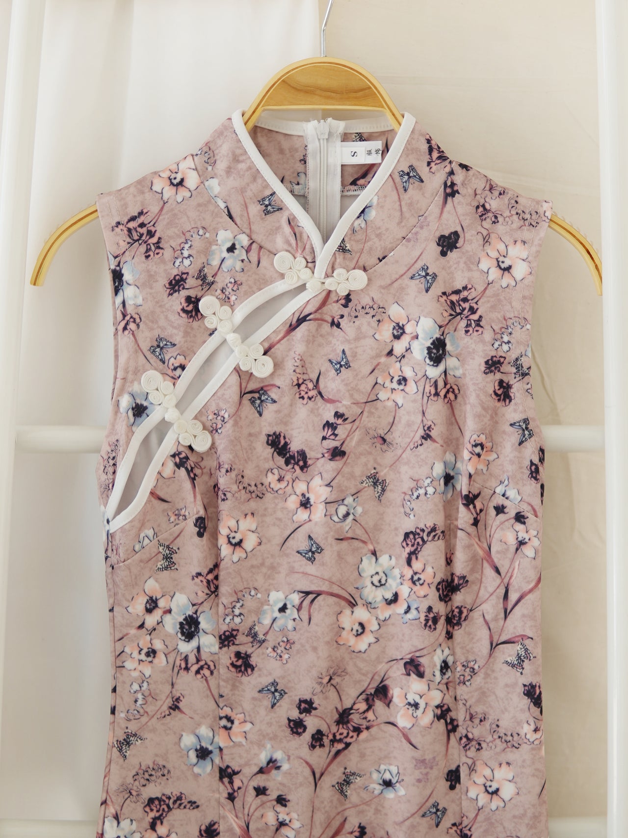 HUA LACE FLORAL CHEONGSAM