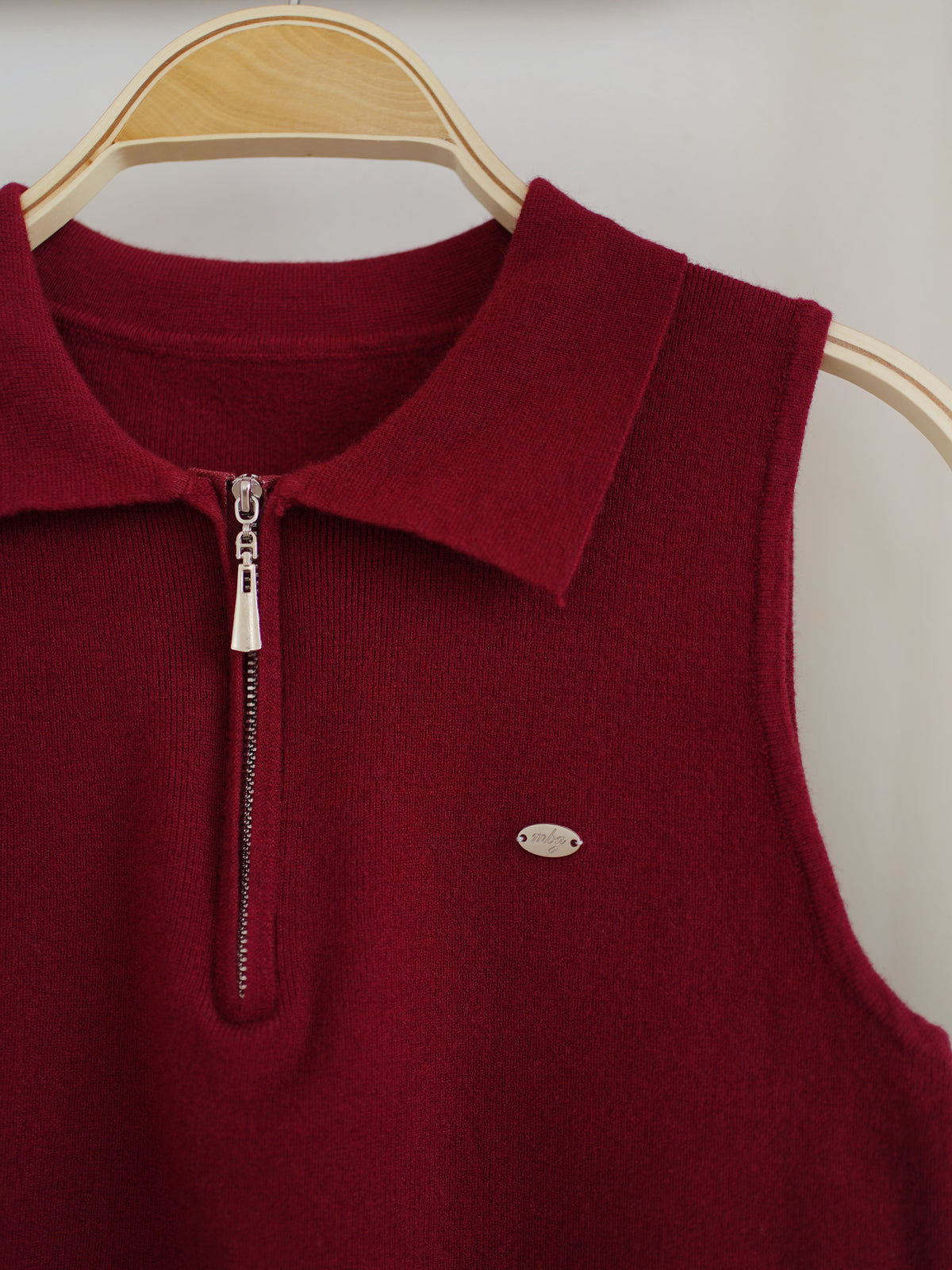 Venice Collar Zipper Top