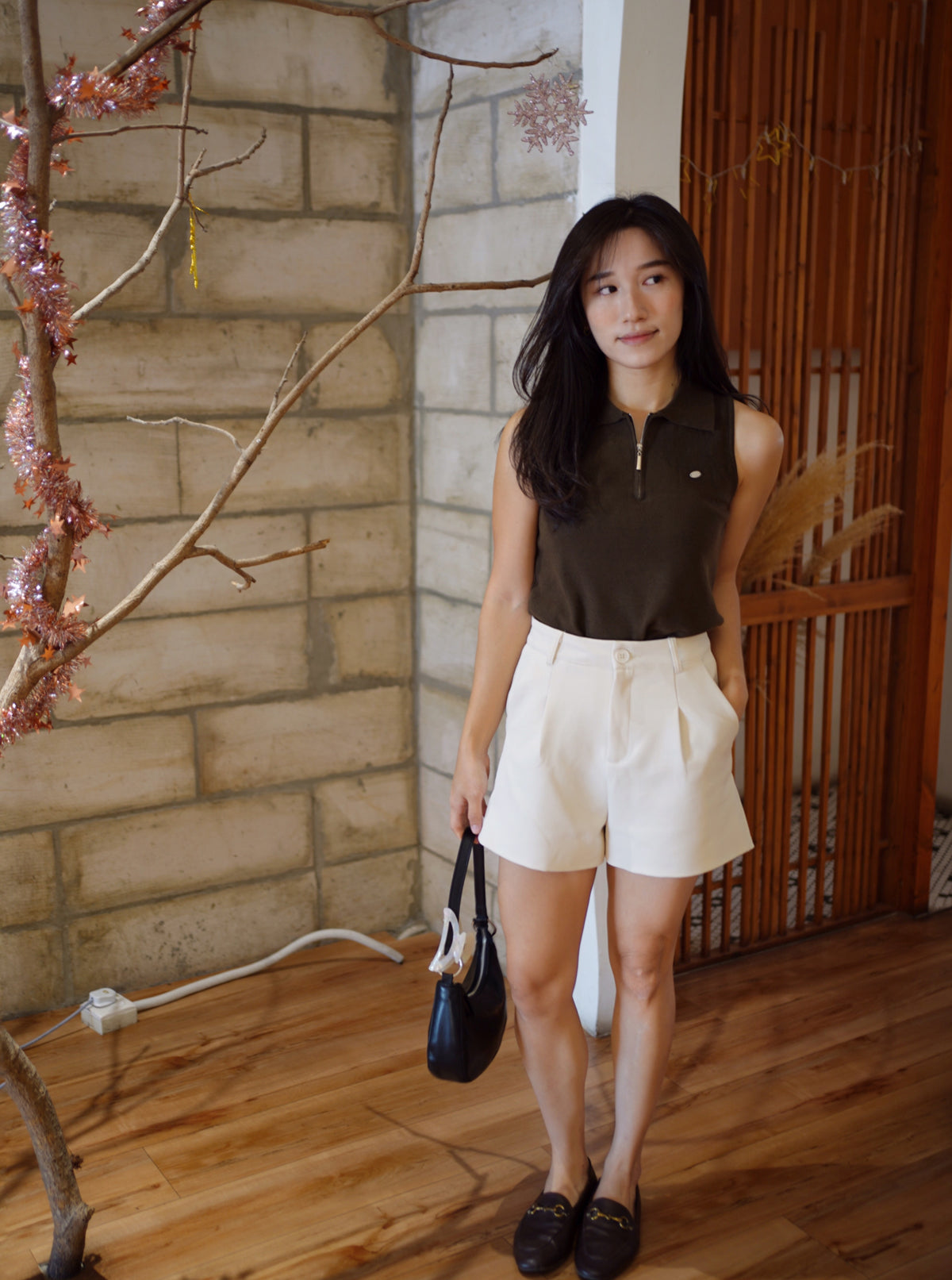 Venice Collar Zipper Top