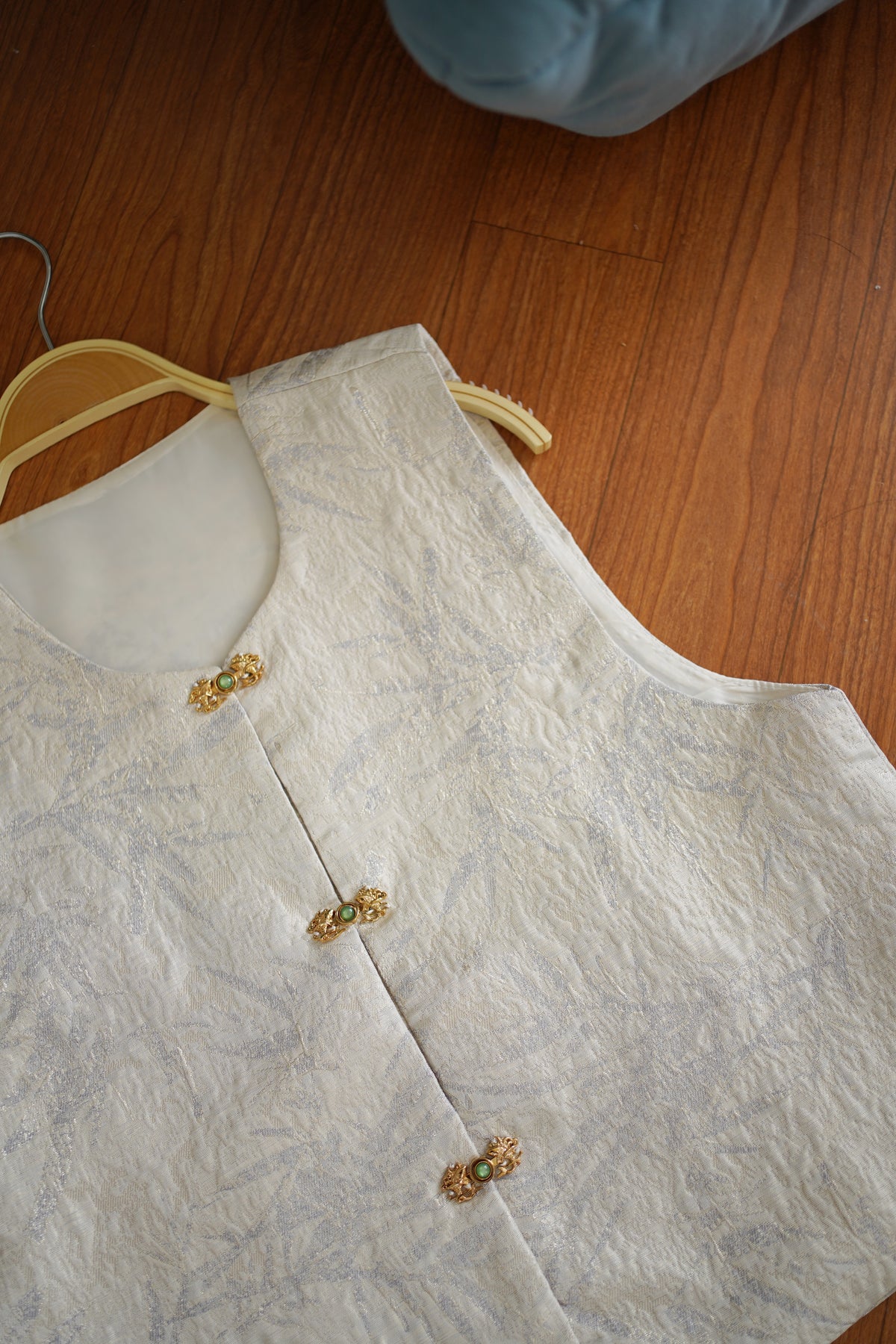 Faye Oriental Vest (WITH INNER TANK)