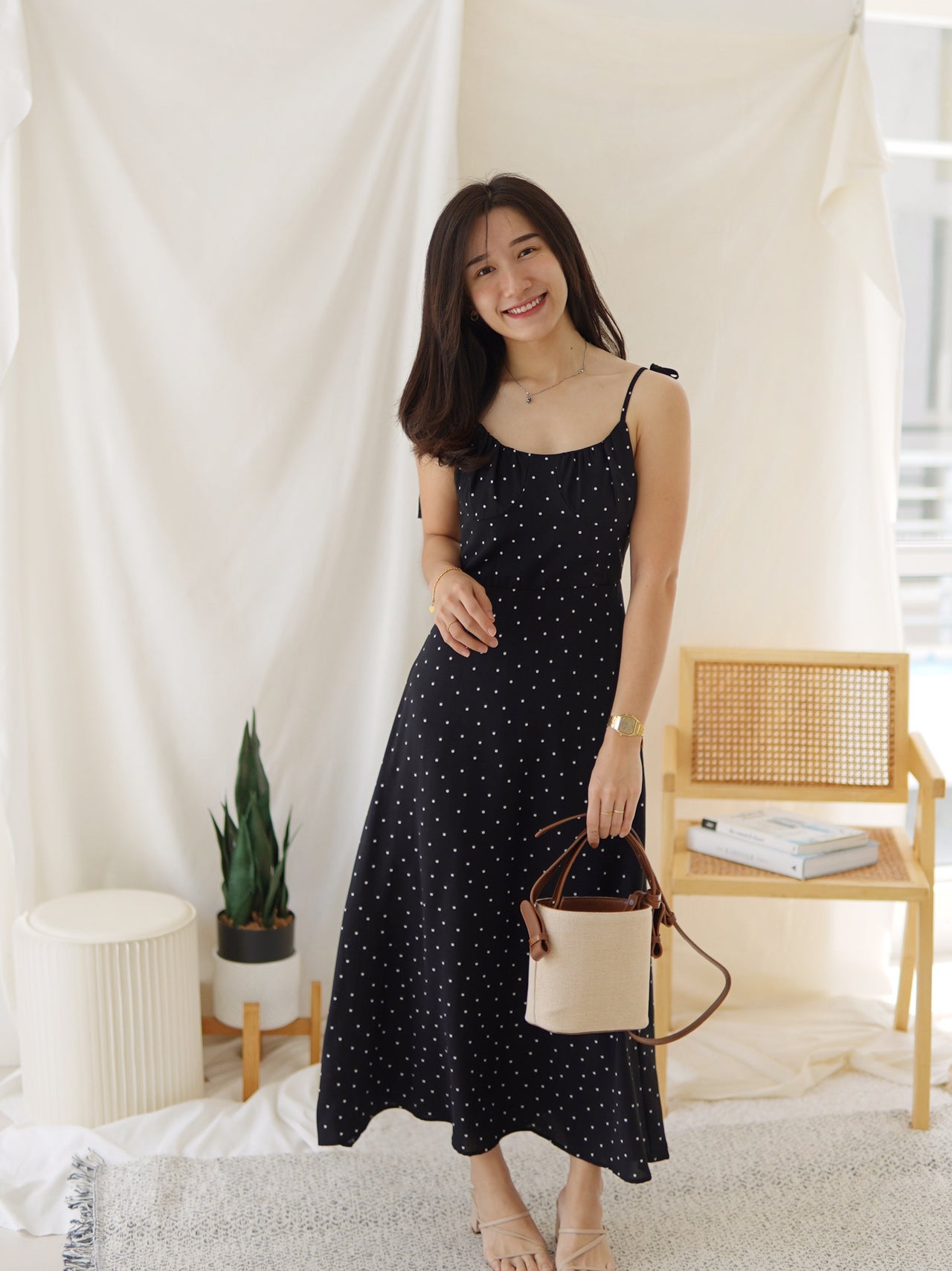 VIVI POLKADOTS BLACK DRESS