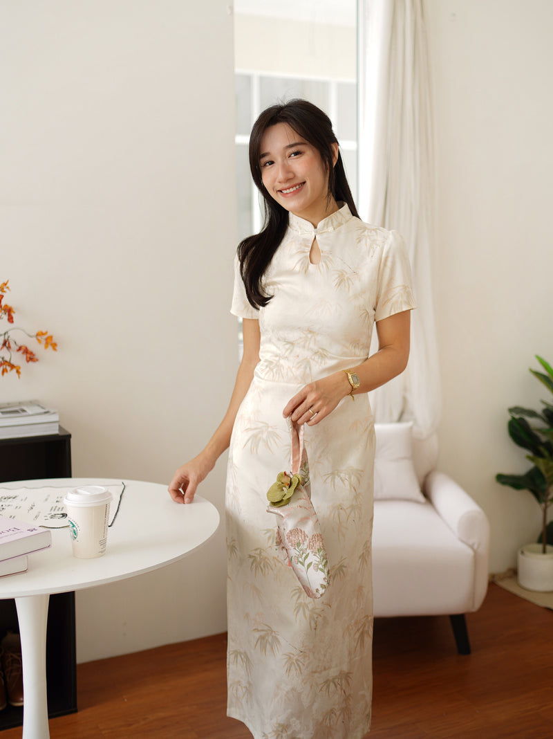 Nuo Yi Oriental Dress