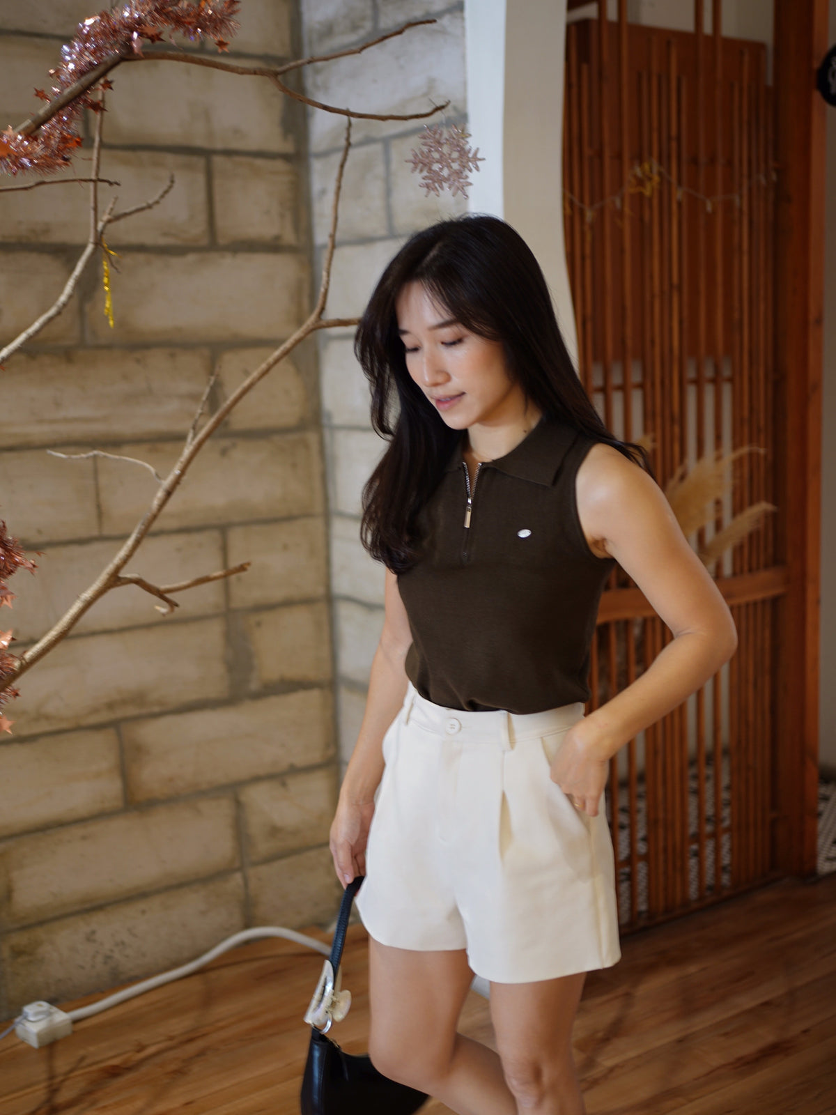 Venice Collar Zipper Top