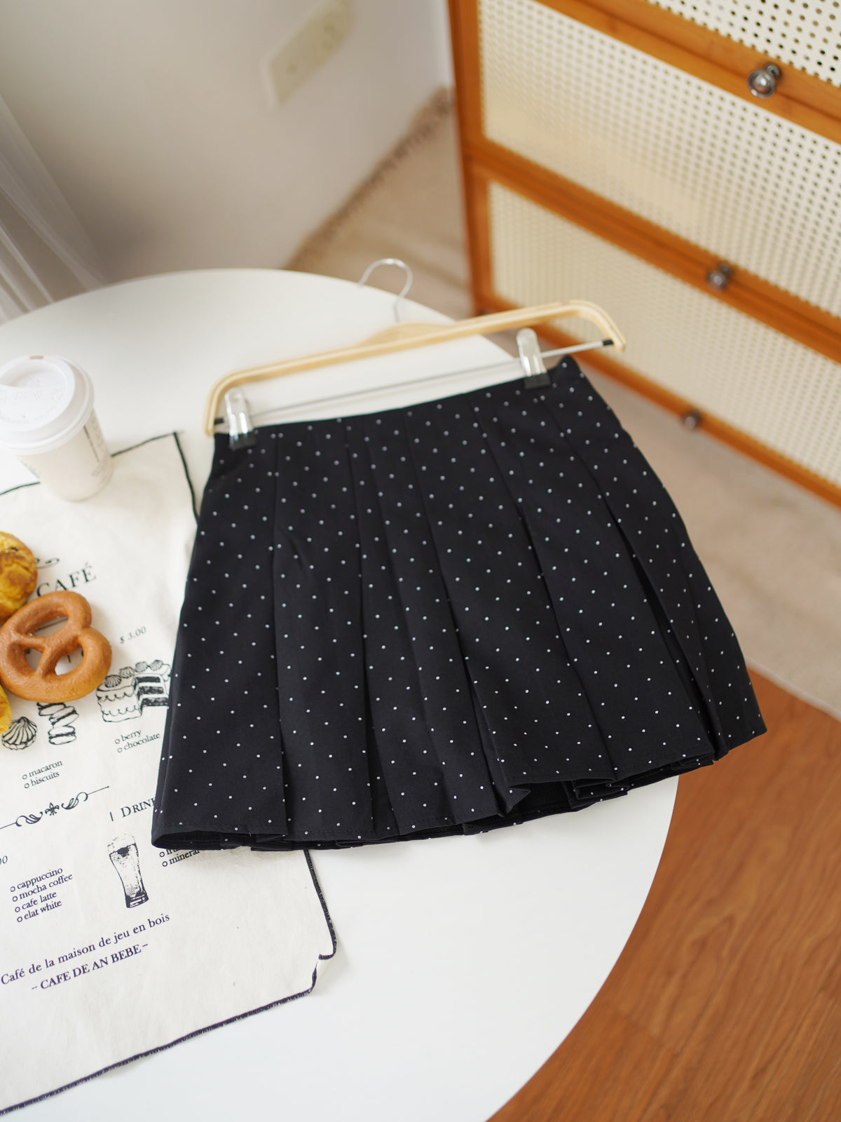 Black Polkadots Pleat Skirt