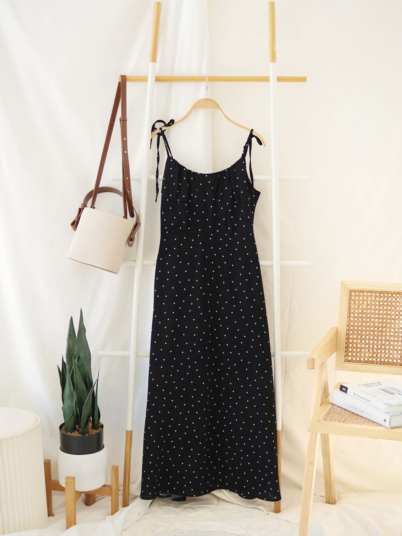 VIVI POLKADOTS BLACK DRESS