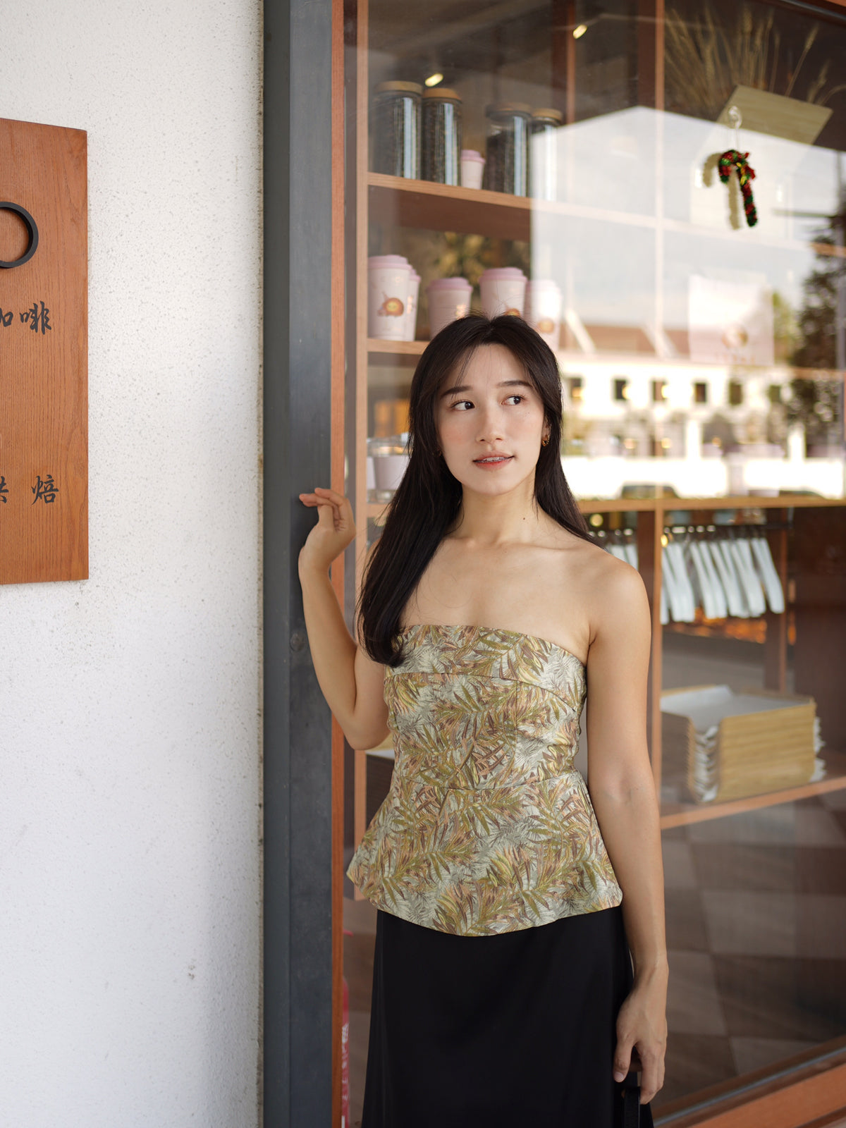 Monroe Oriental Tube