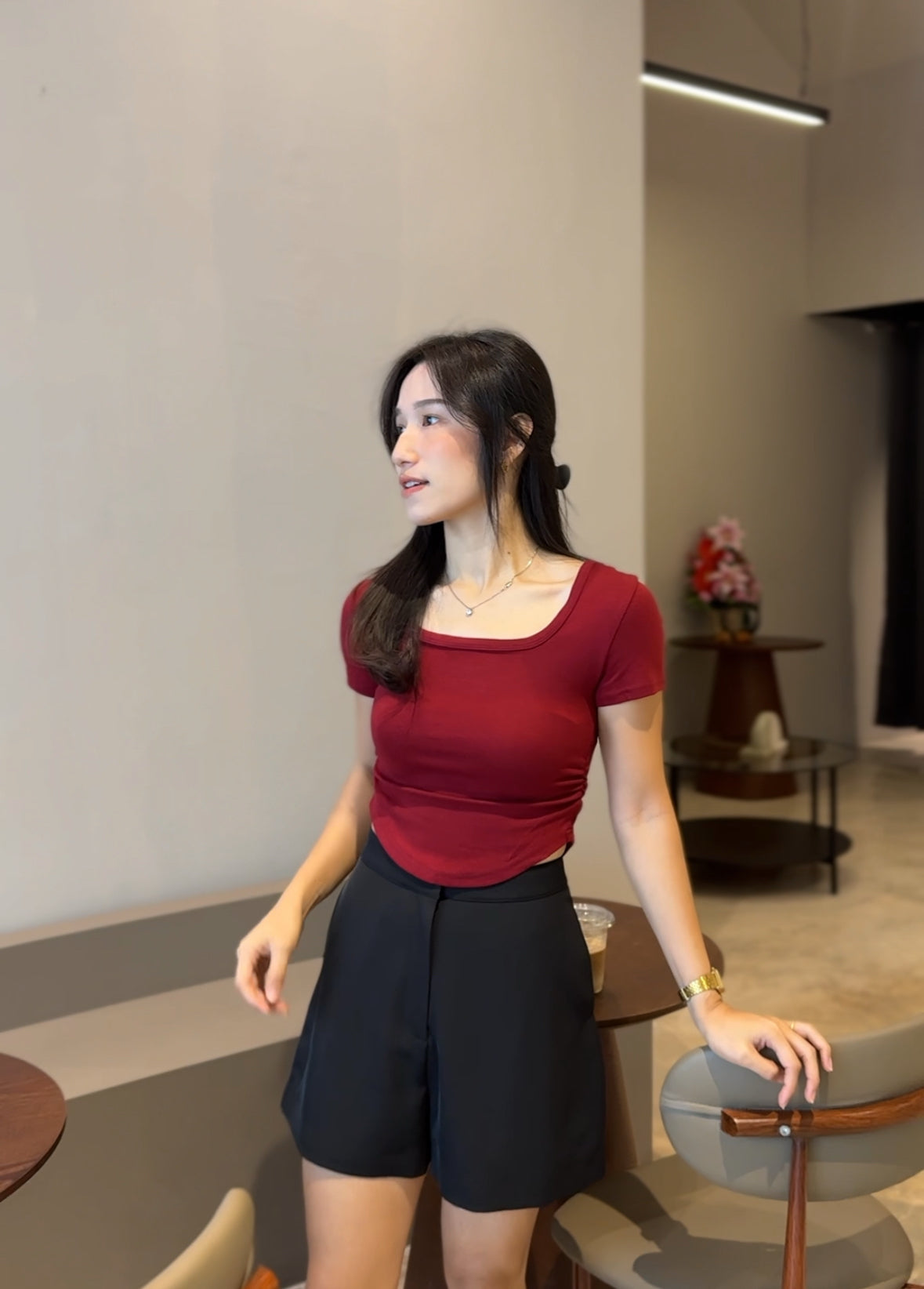 Scoop Fitted Square Top