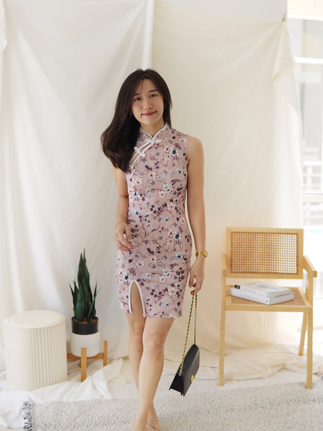 HUA LACE FLORAL CHEONGSAM
