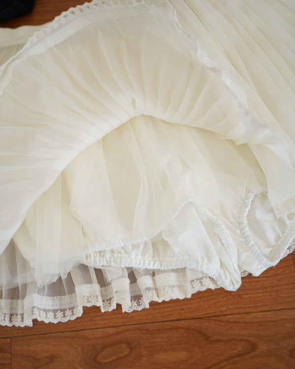 Mesh Pleat Skirt