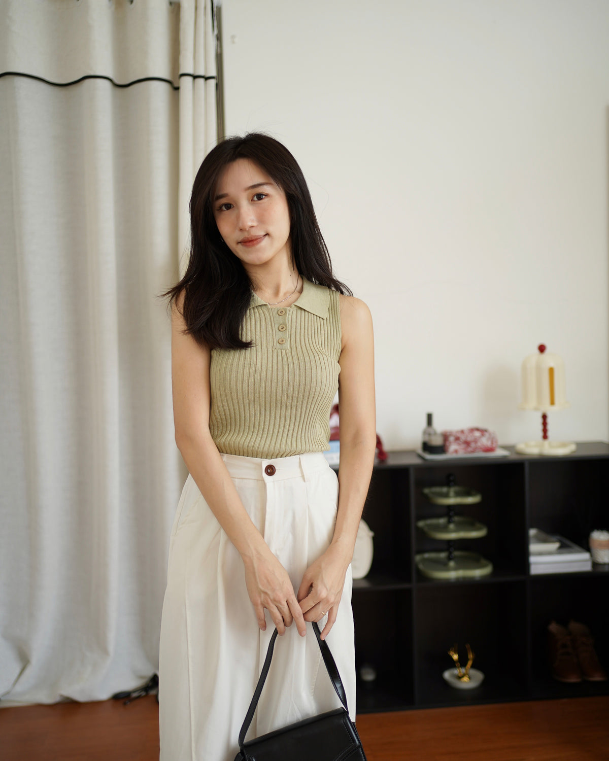 Rea Collar Button Top