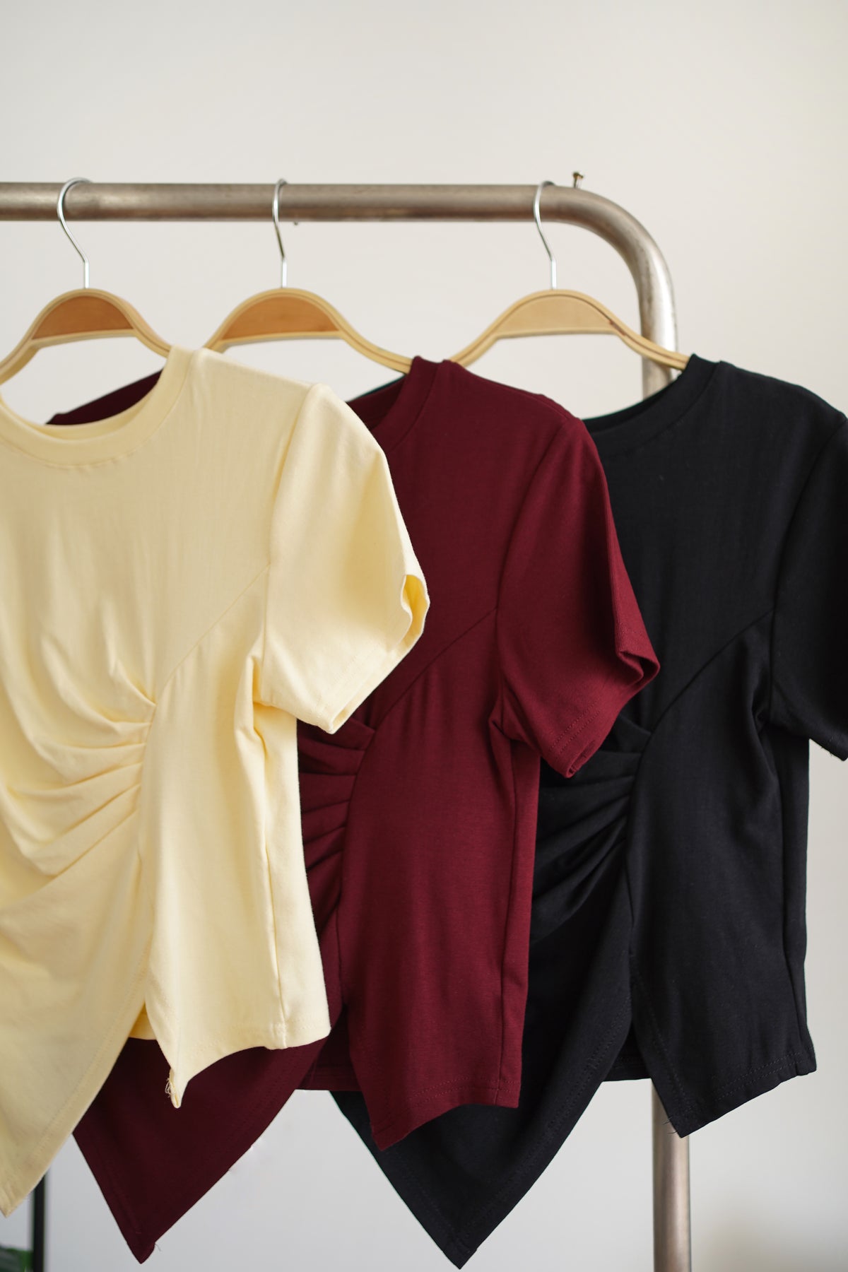 Jovan Split Top