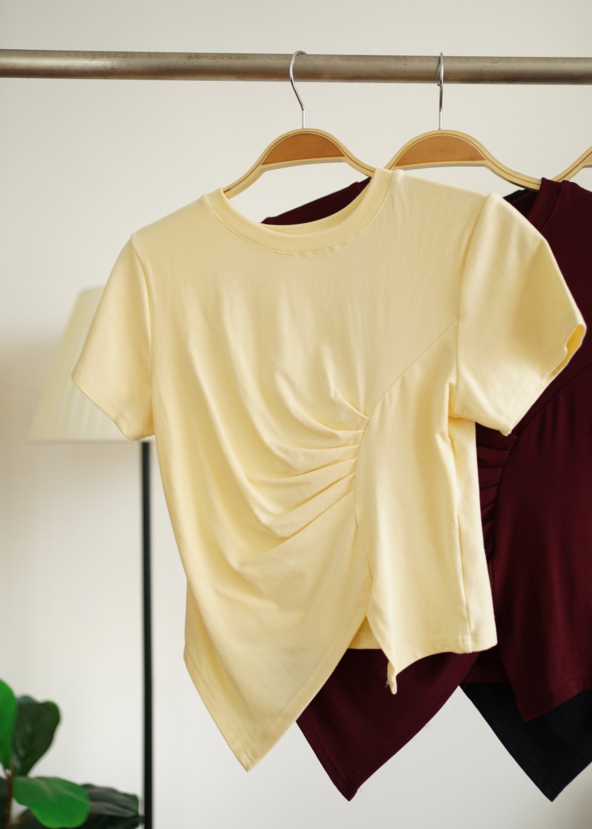 Jovan Split Top