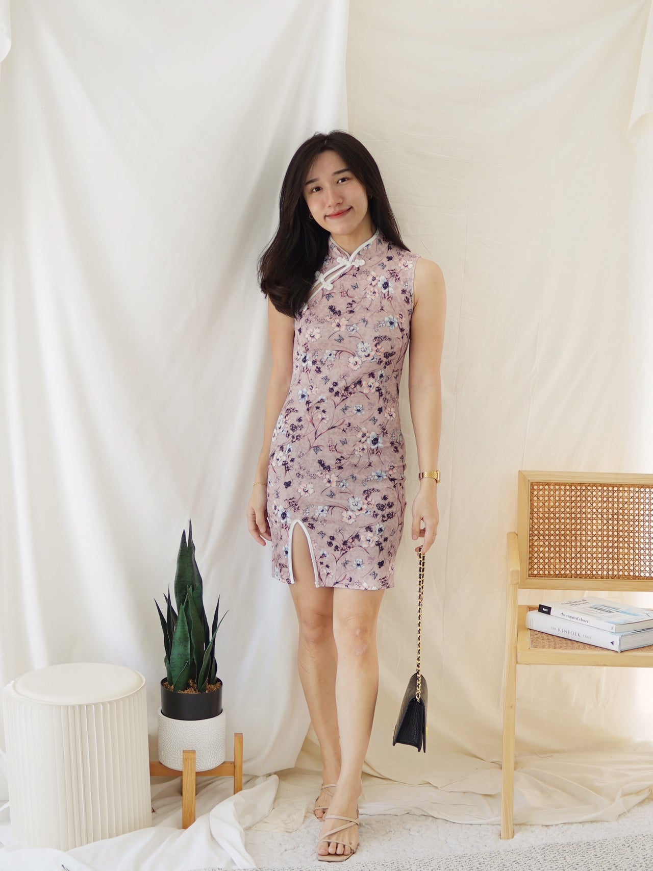 HUA LACE FLORAL CHEONGSAM