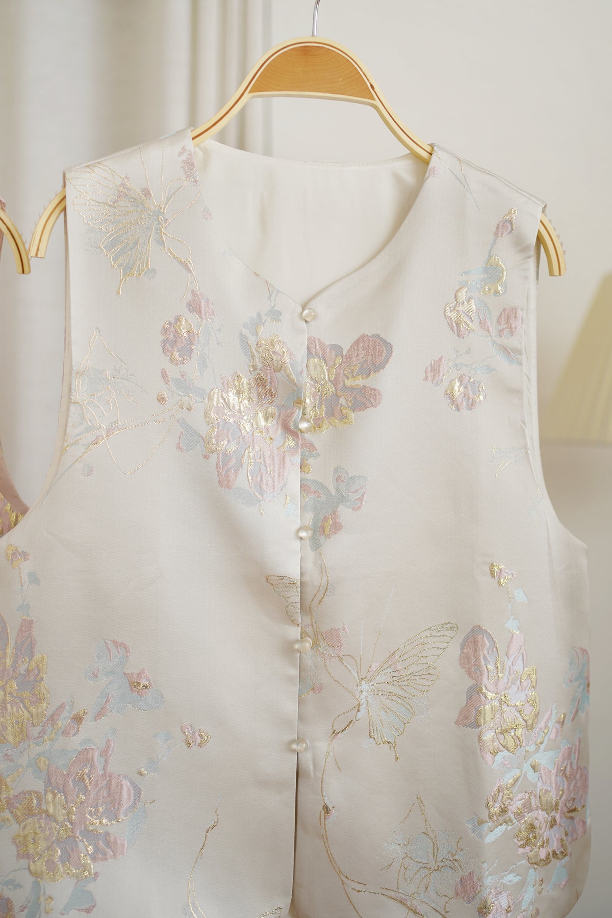 YUE Oriental Vest (With inner tank)