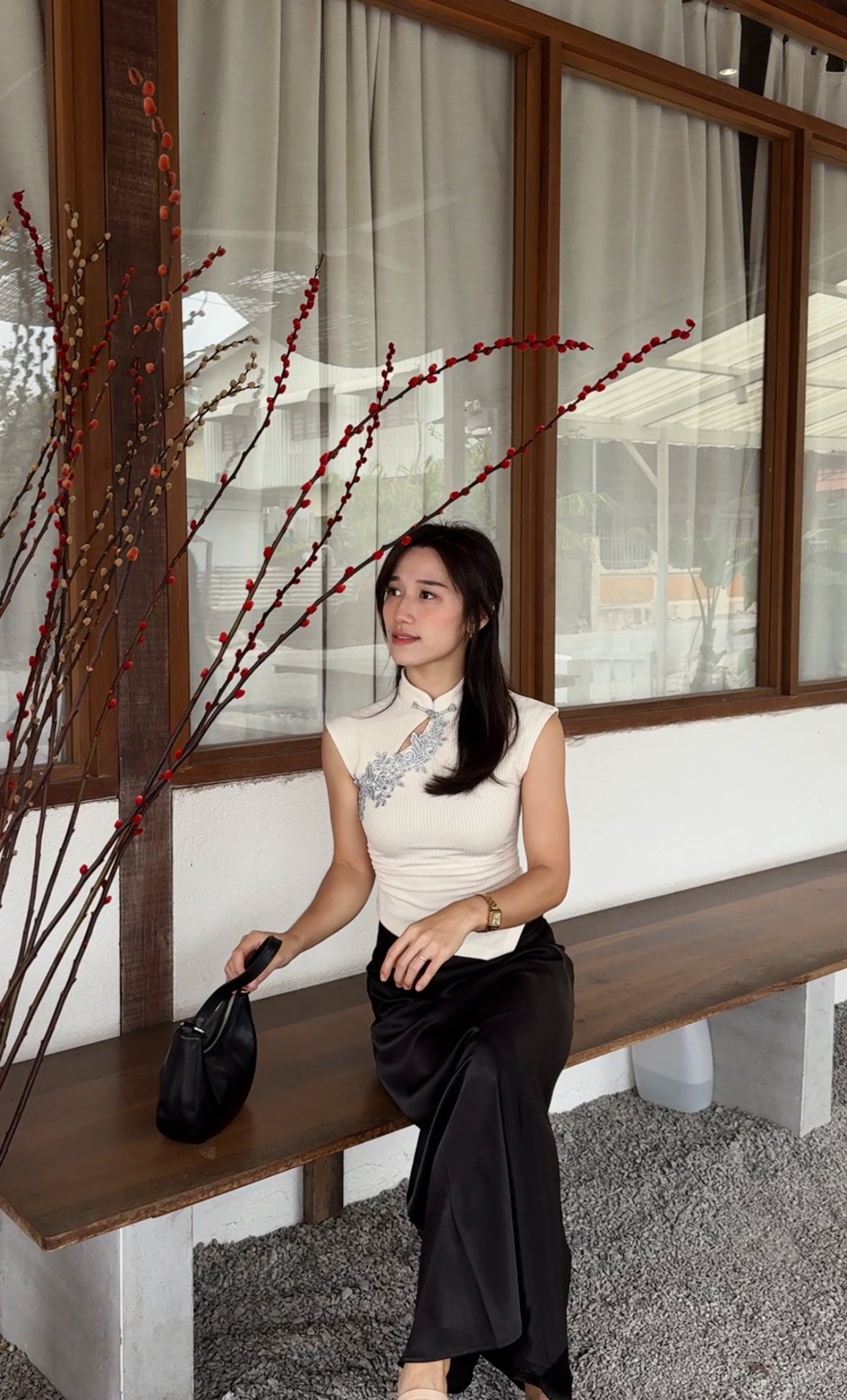 ER Ivory Mandarin Collar Top