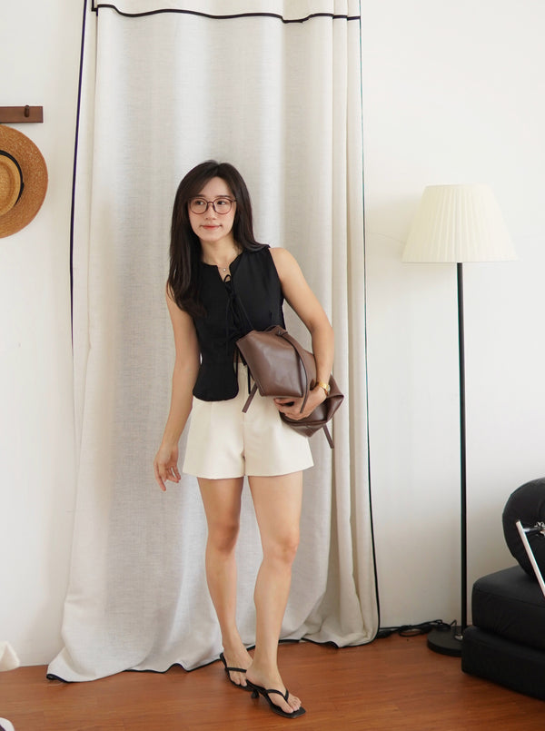BOW BELLE VEST TOP