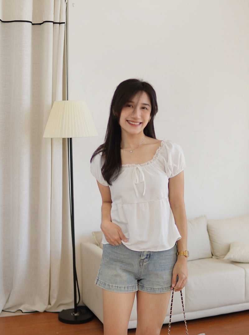 JULENE EYELET PUFF BLOUSE