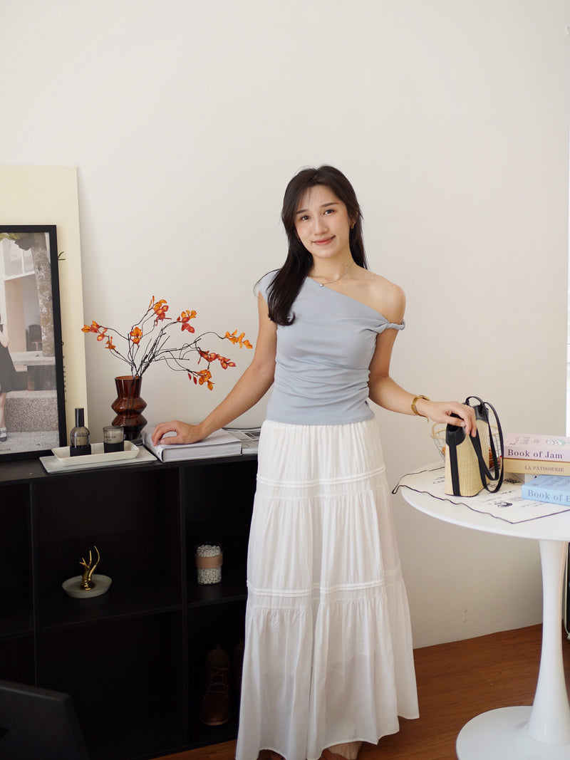 Belle Twisted Top