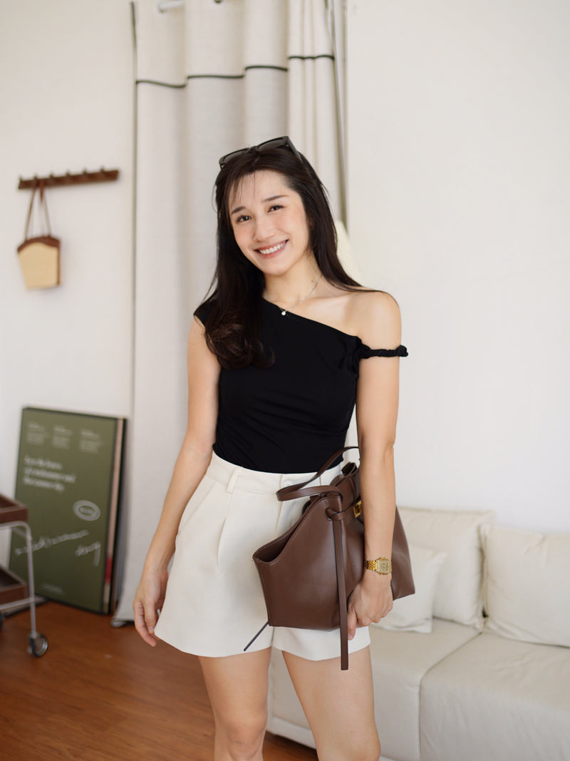 Belle Twisted Top