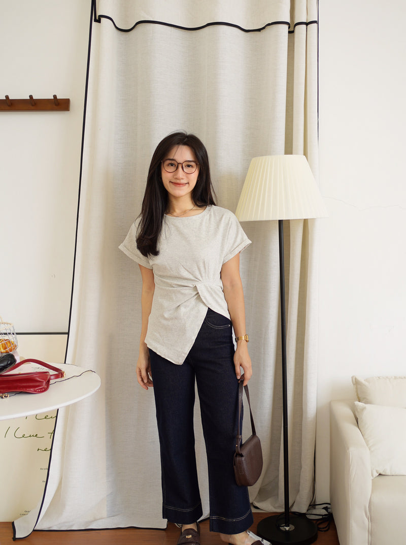 Cassandra Knot Top