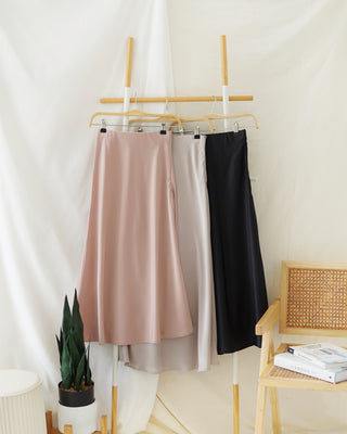 ANDREA SATIN MERMAID SKIRT