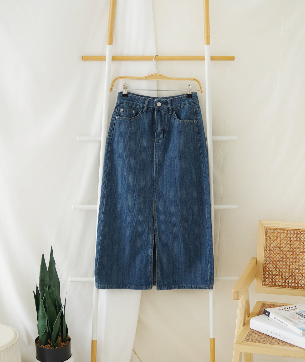 STRIPE DENIM SPLIT SKIRT