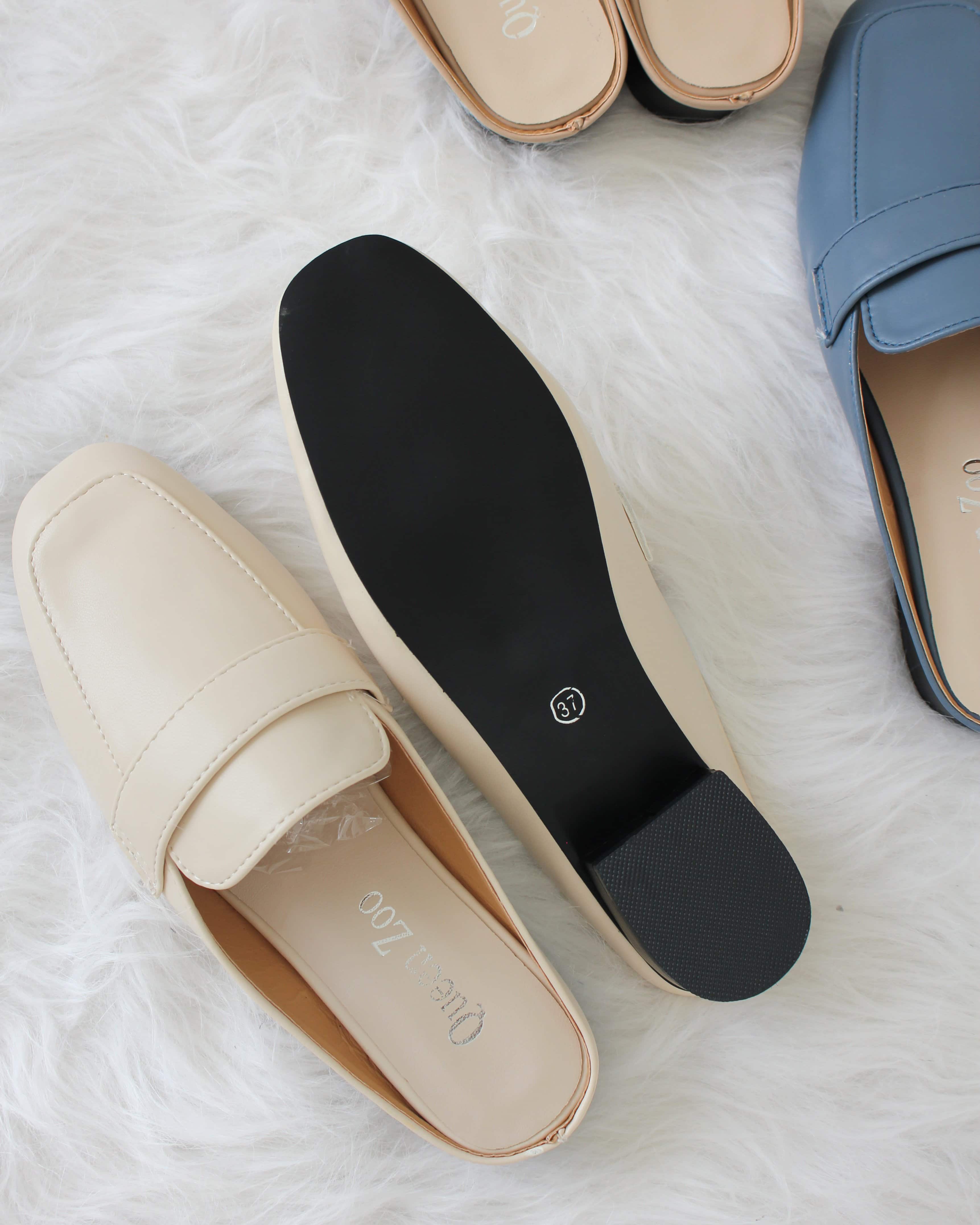 Lena Slip On LovelyMadness Clothing Malaysia