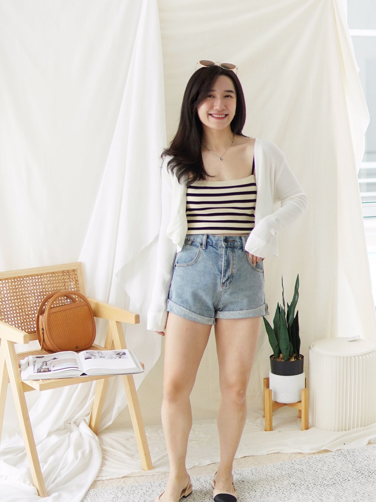 Thin cropped deals cardigan