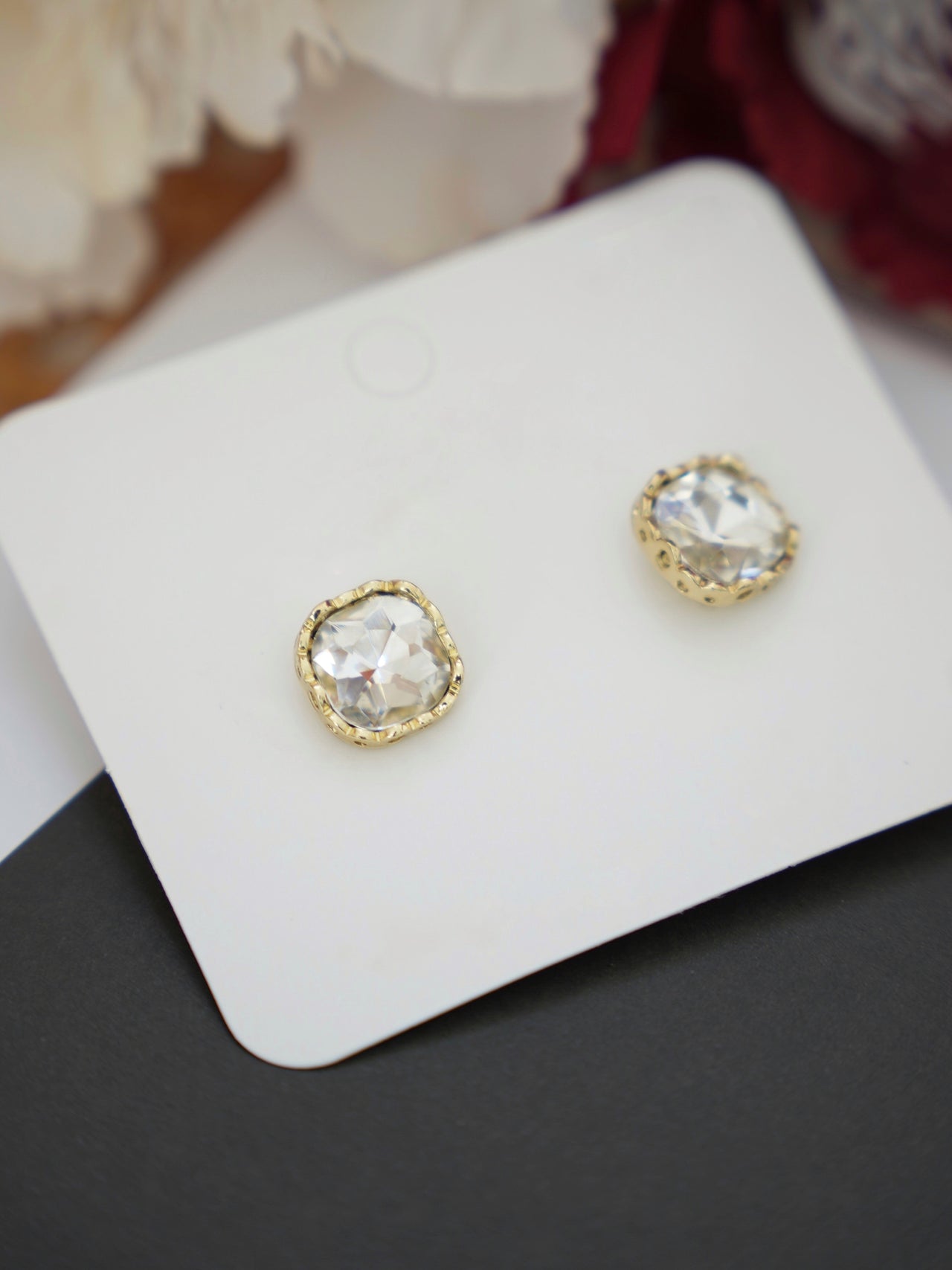 SQUARE DIAMOND STONE EARRINGS