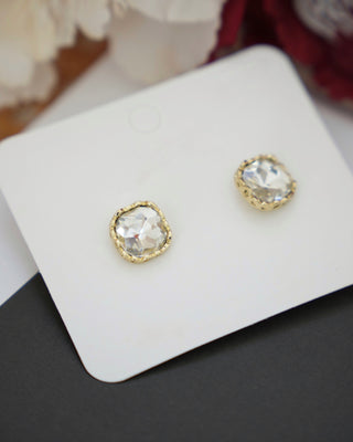 SQUARE DIAMOND STONE EARRINGS