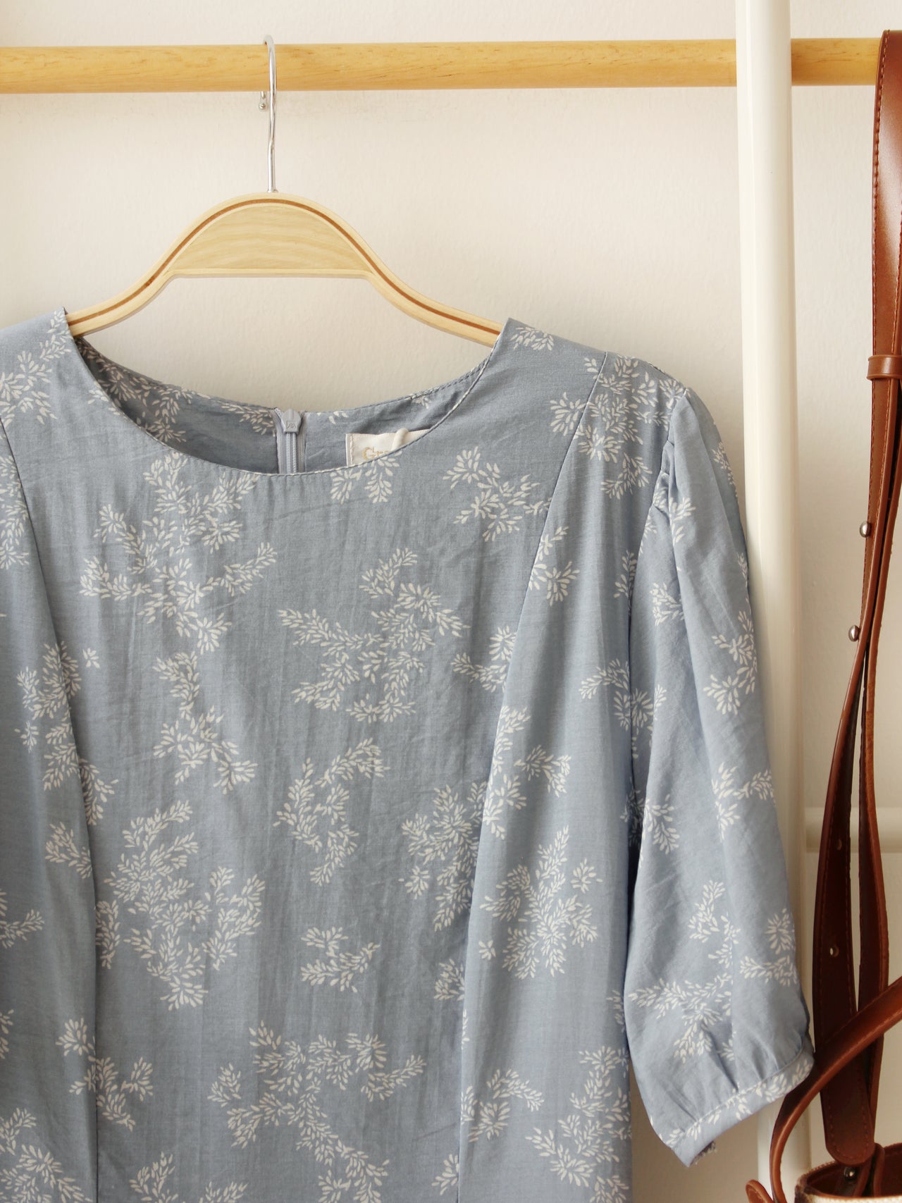 VIVI KOREAN Blue Floral Dress