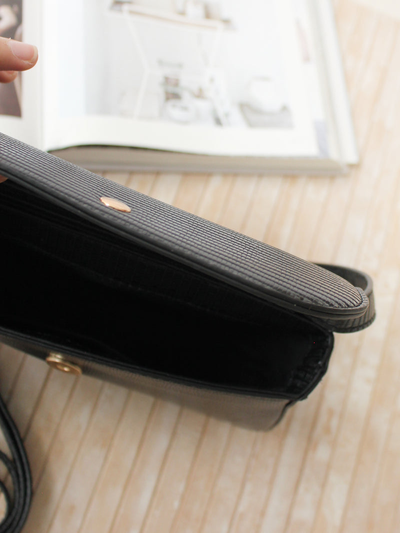 HER FRANCE LEATHER BAG - LovelyMadness Clothing Malaysia