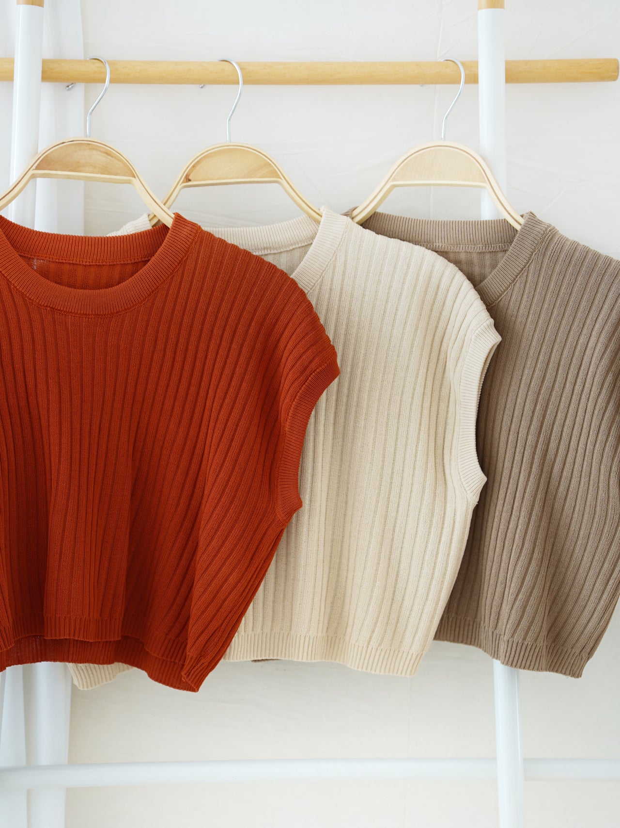 ODELE KNIT CROP TOP