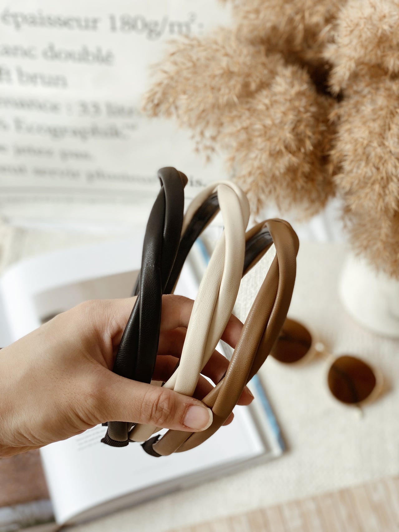 Minimal hairband