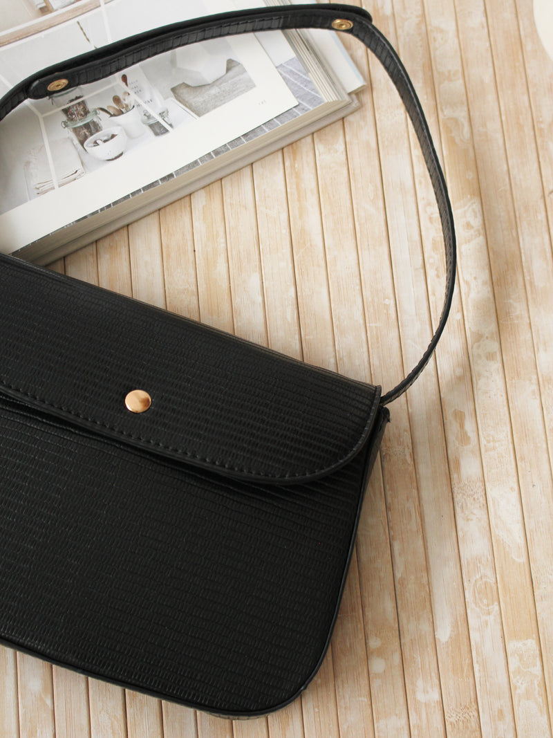 HER FRANCE LEATHER BAG - LovelyMadness Clothing Malaysia