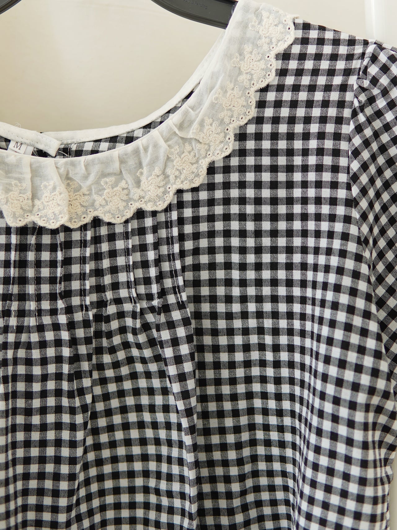 Plaid Lace Puffy Top