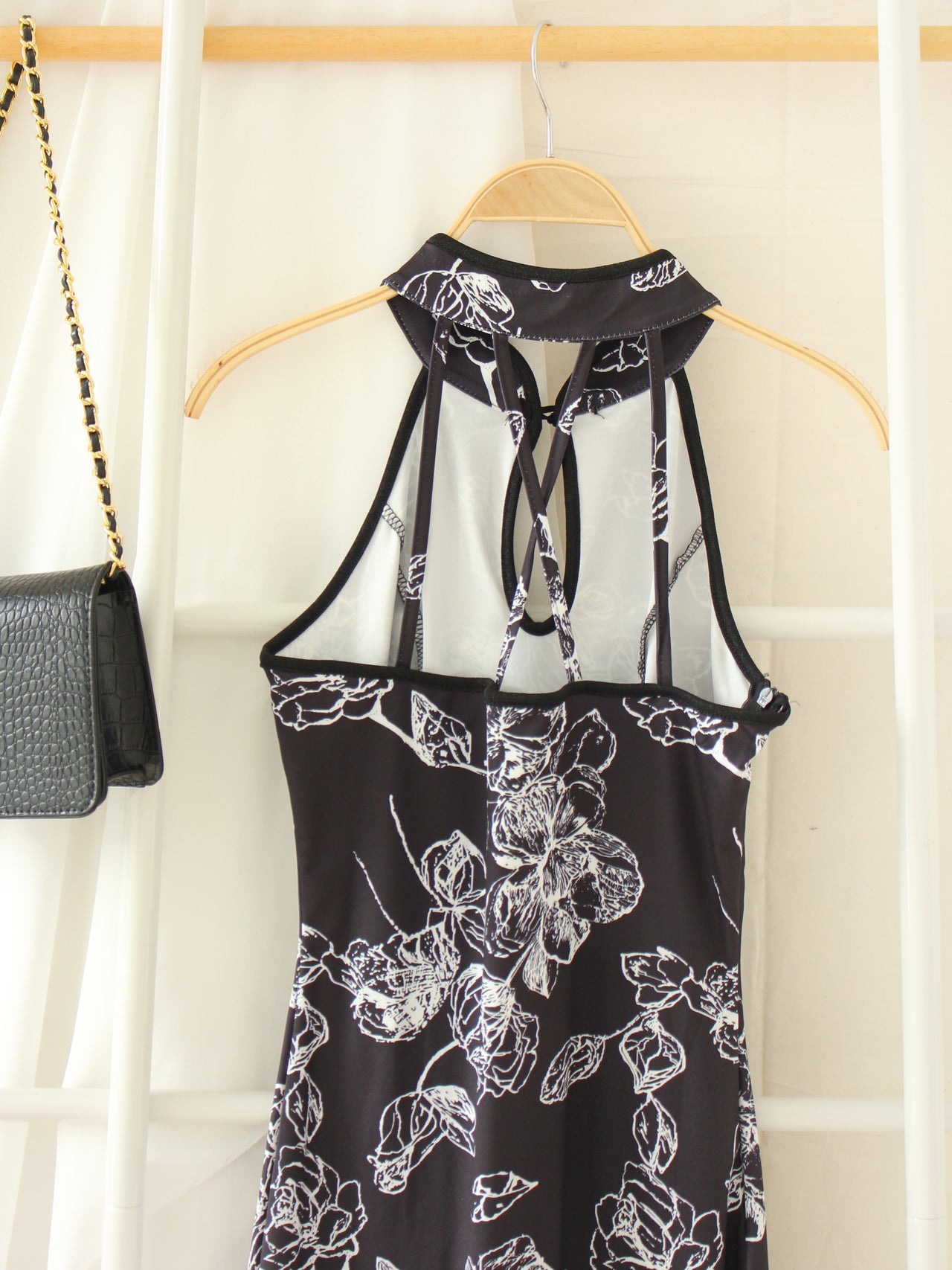 NAVY FLORAL ORIENTAL CHEONGSAM