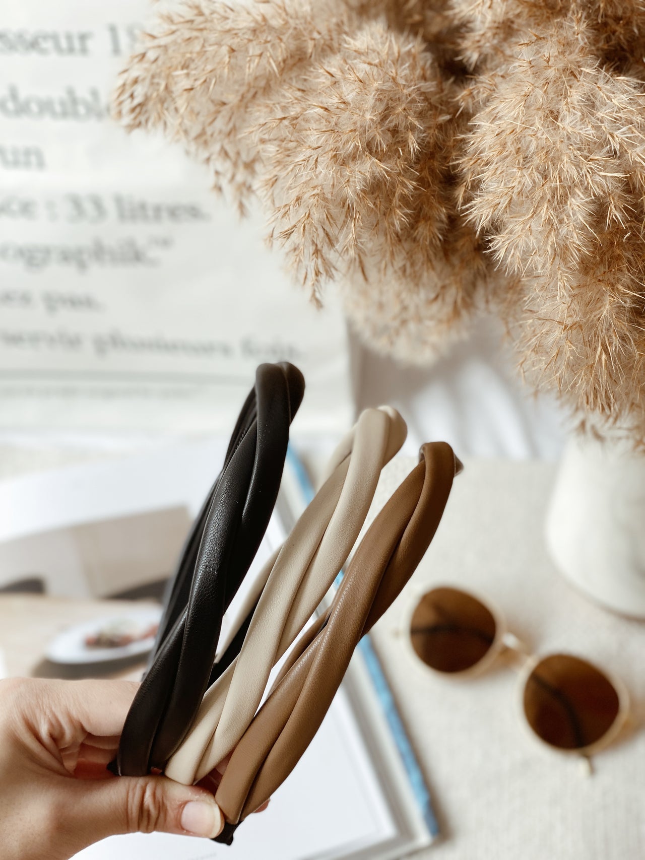 Minimal hairband