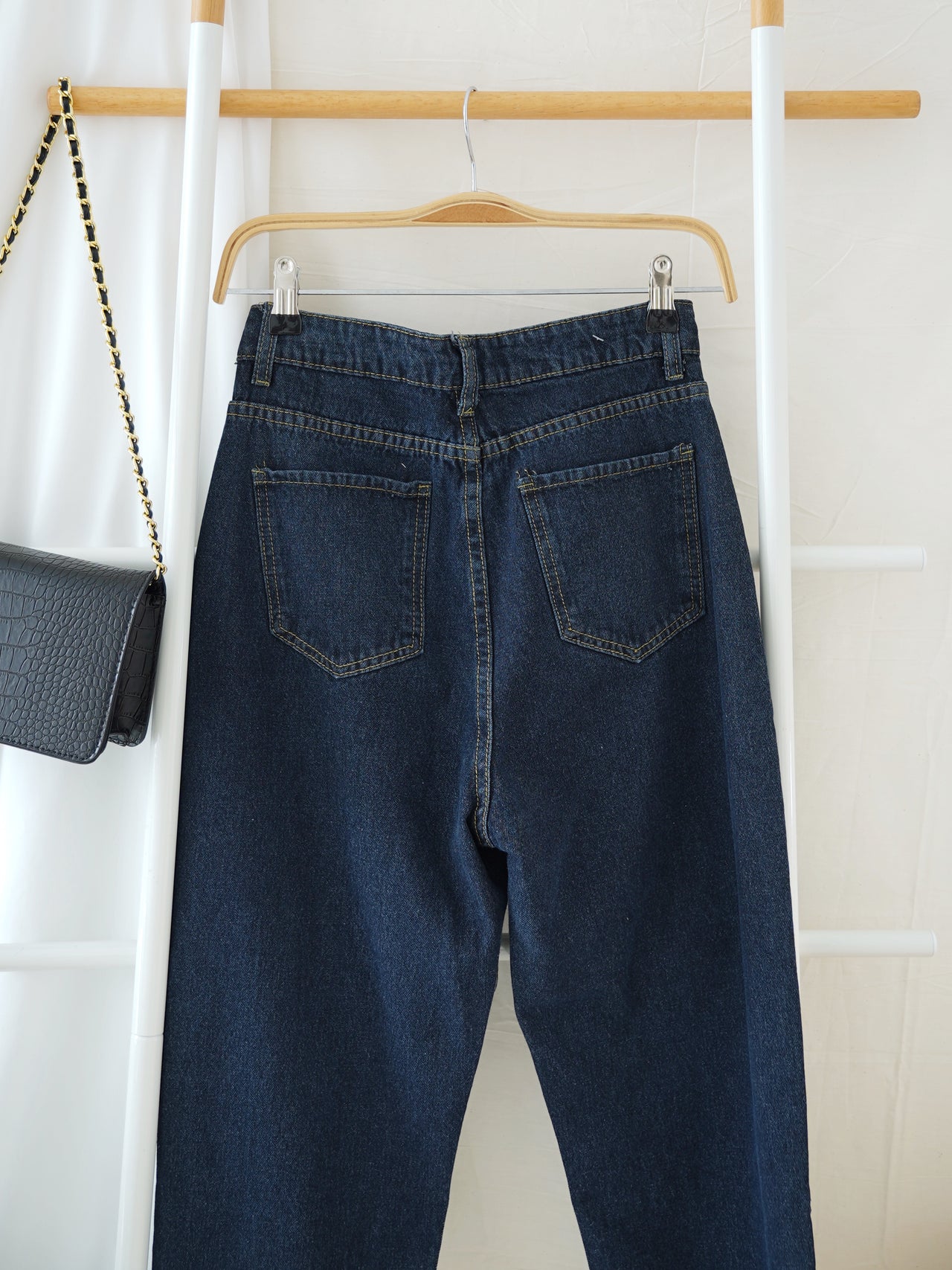 ELORA HIGH WAIST JEANS