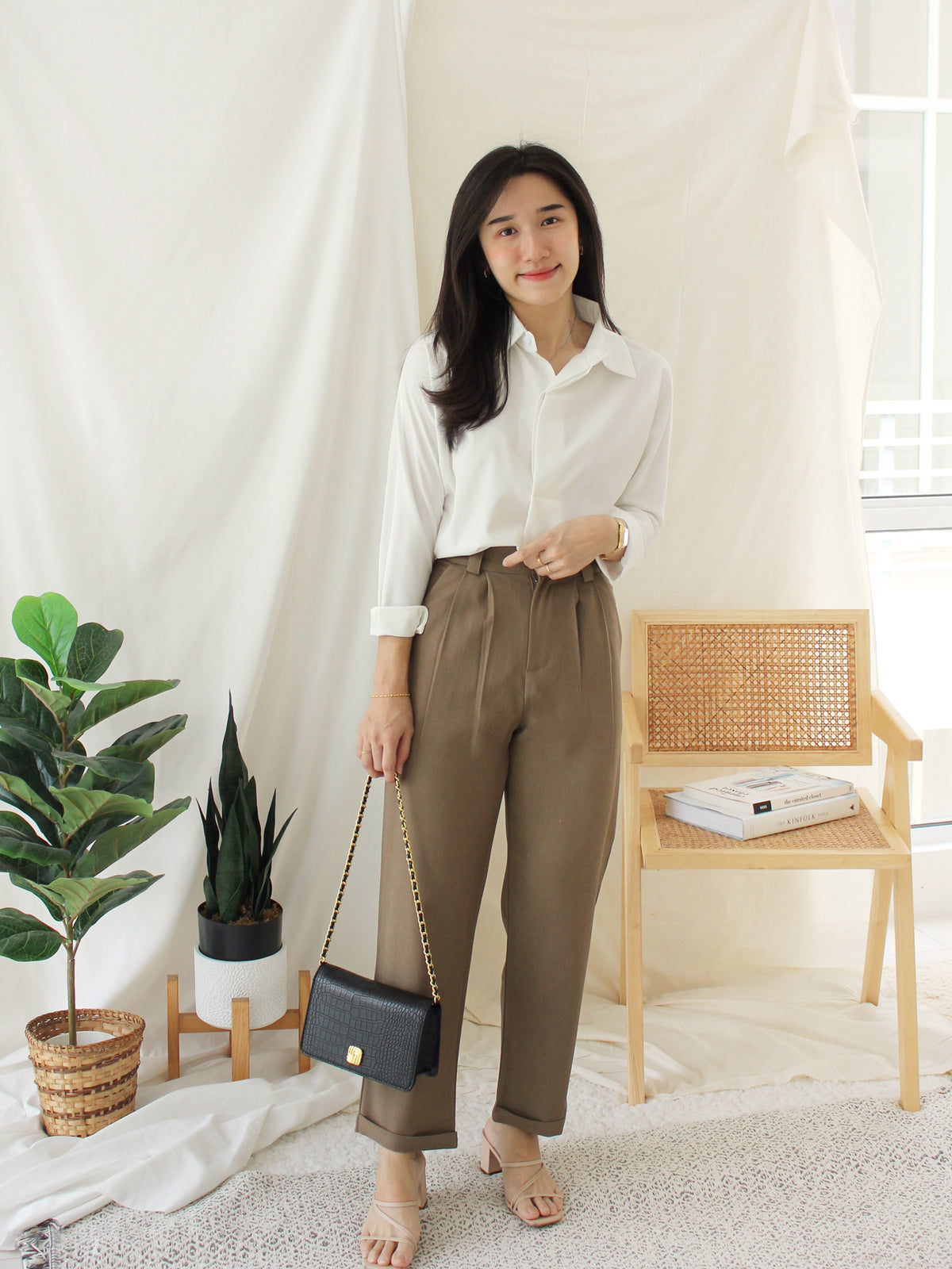 Noelle Collar Chiffon Blouse (anti wrinkled) - LovelyMadness Clothing Malaysia